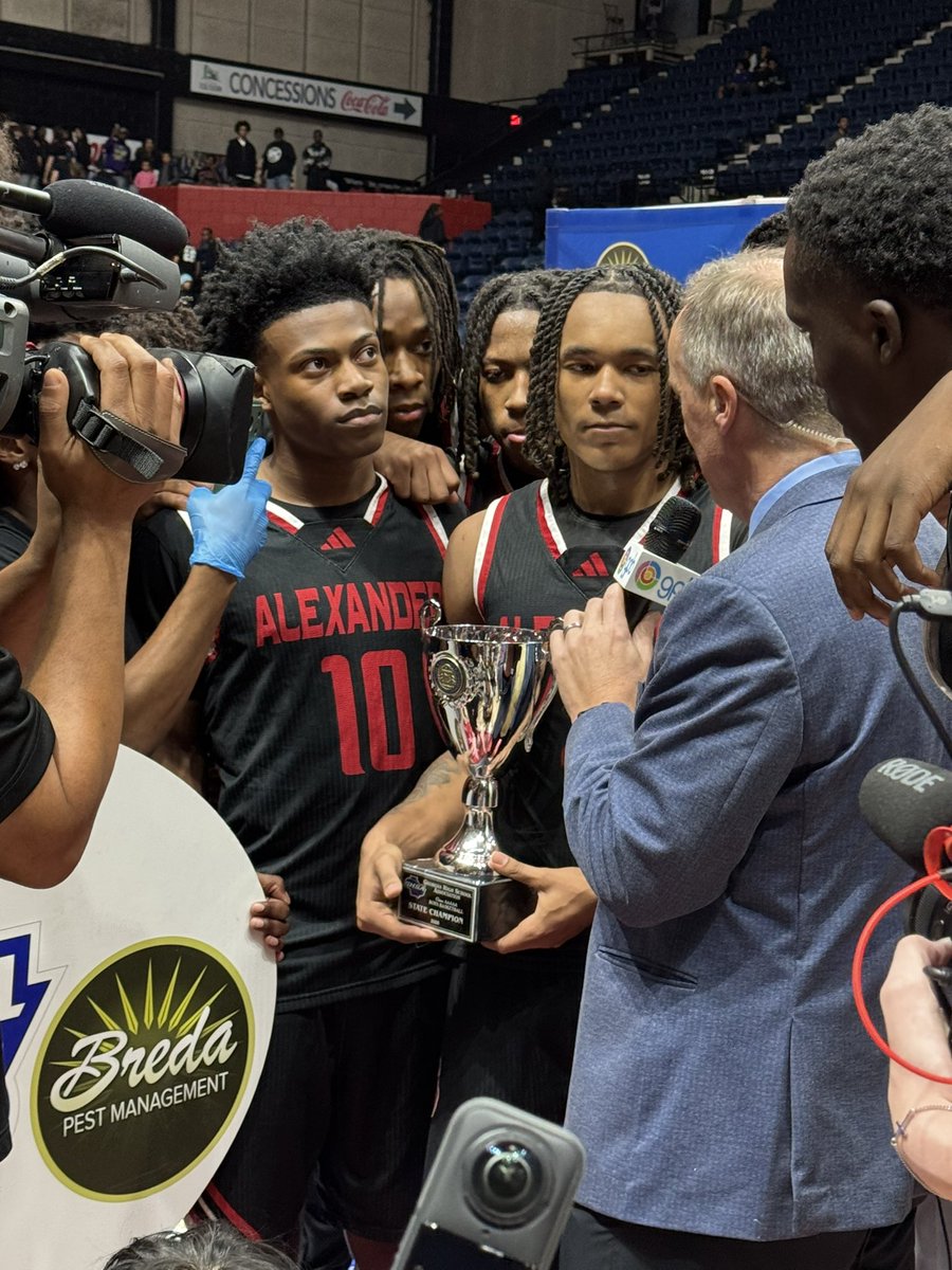 DT Media Group tweet media