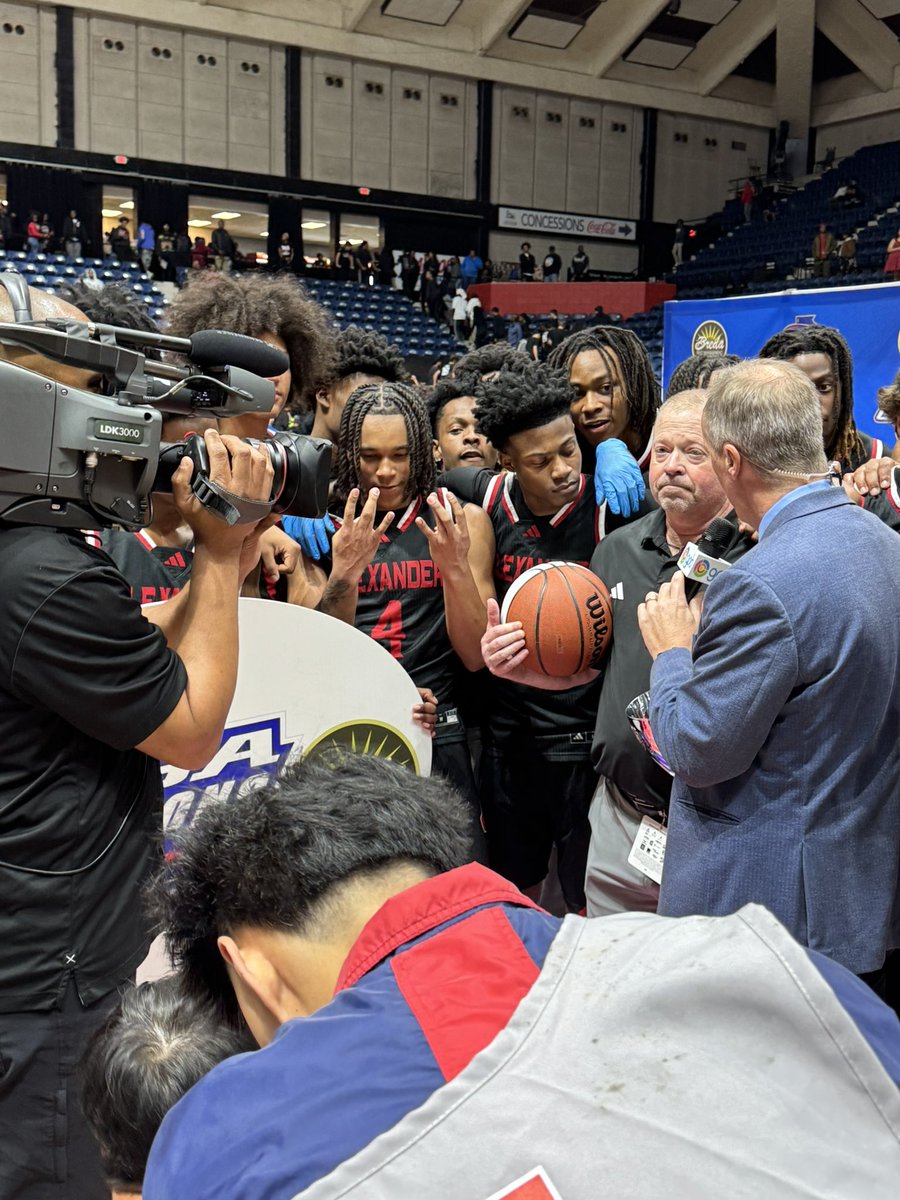 DT Media Group tweet media