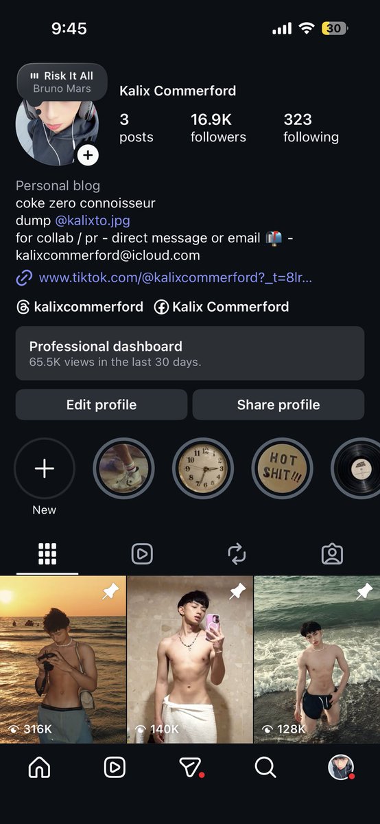 Twink__7incher's tweet photo. me and my ig feed https://t.co/3fMyRc0kVO https://t.co/nbMrxuqkRg