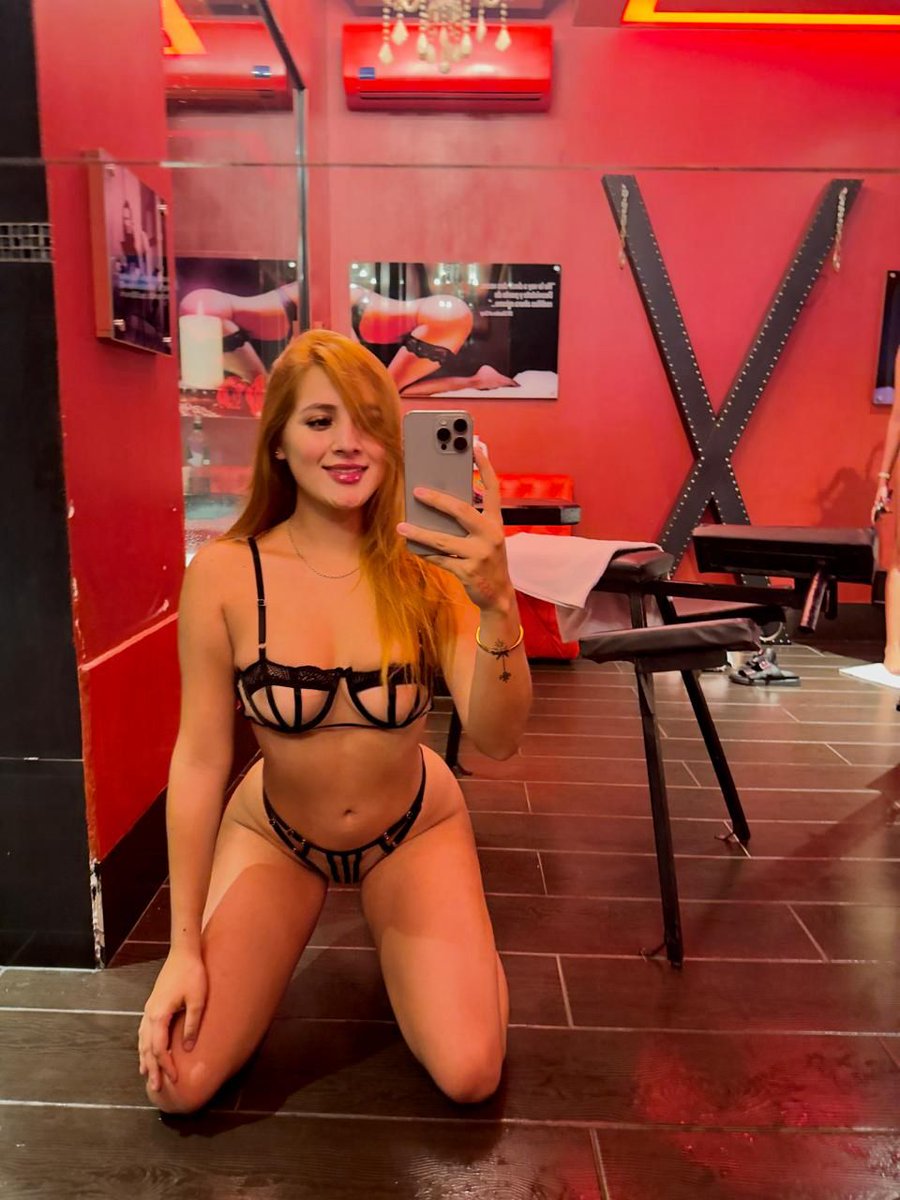 Valeria Villalobos tweet media