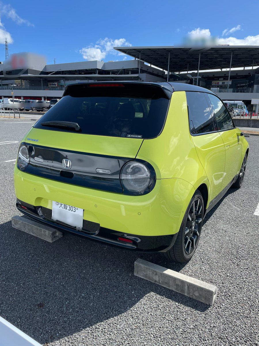 Cb9Shio's tweet photo. 不測の事態により急遽本日午前中の相棒はコチラになってしまった😵‍💫
社用車がepowerだから余裕です〜
と能天気に走り出したら違和感だらけで半泣き🥹
＃ZC7 #hondae #3ナンバーなんだ #EV https://t.co/Rjx5TsSsP1