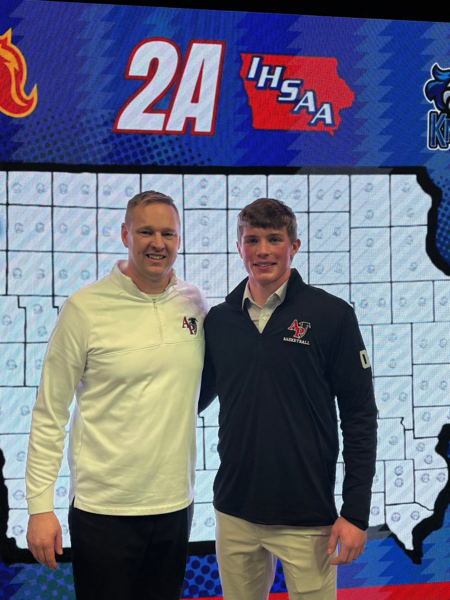 Aaron Thomas tweet media