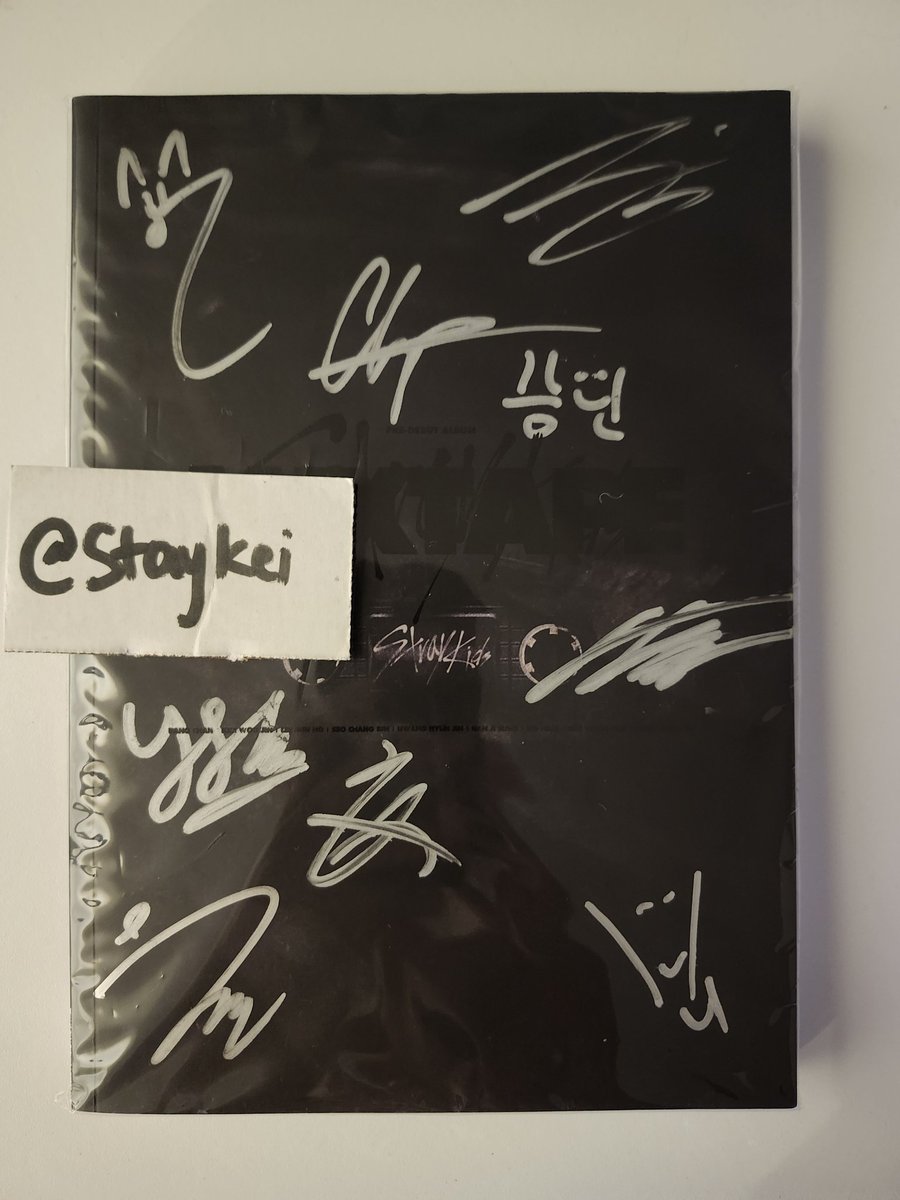 StayKei's tweet photo. Wts Stray Kids SKZ Mixtape All Member Signed Promo Album 

QYOP (in USD)
Shipping from USA
DM me if interested!

Bang Chan Lee Know Changbin Hyunjin Felix Seungmin I.N https://t.co/MbCEJcL0au