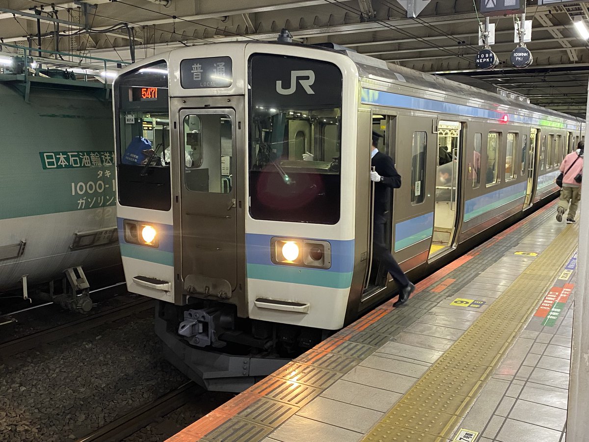 Natchan0223's tweet photo. 昨日の3月13日のダイヤ改正で引退した車両達

#ダイヤ改正 https://t.co/a0xZS4Xi1j