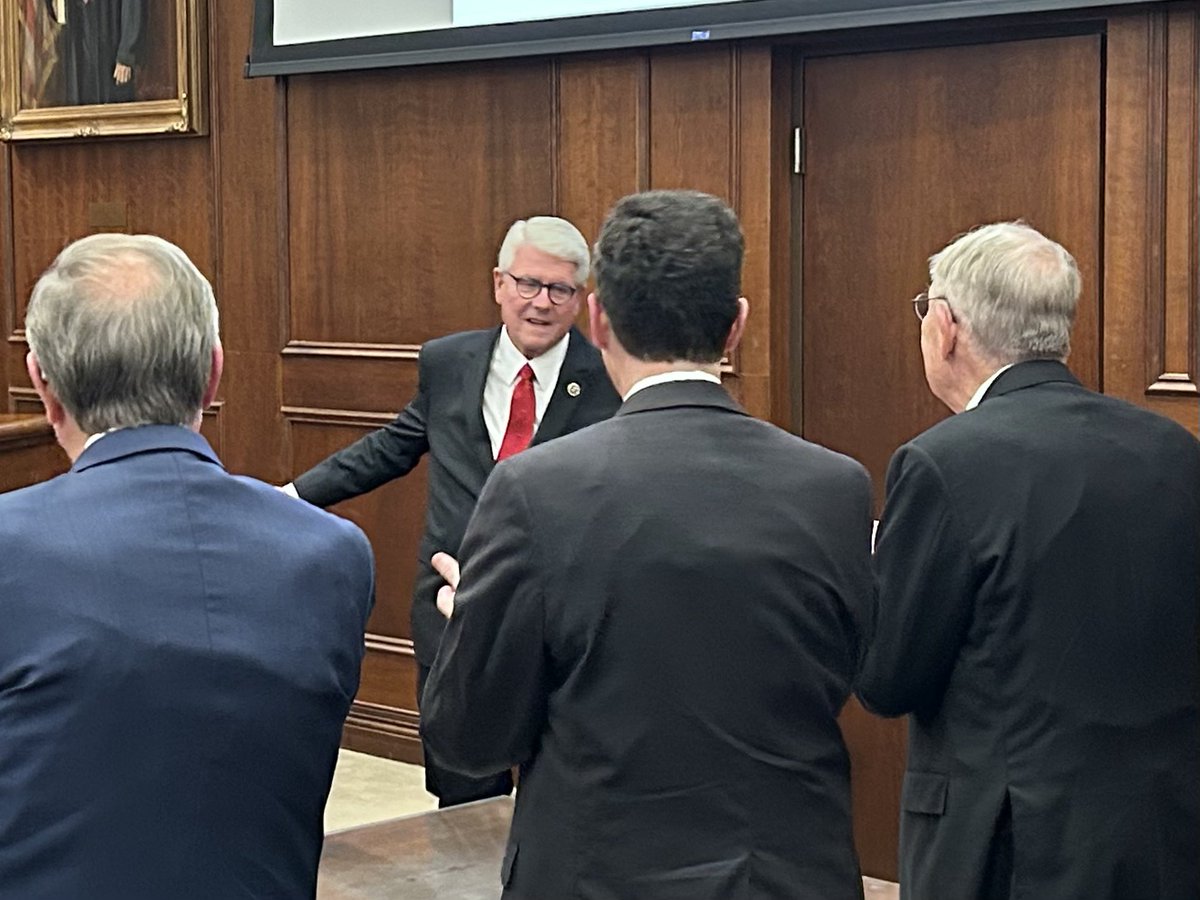 Rep. David Kustoff tweet media