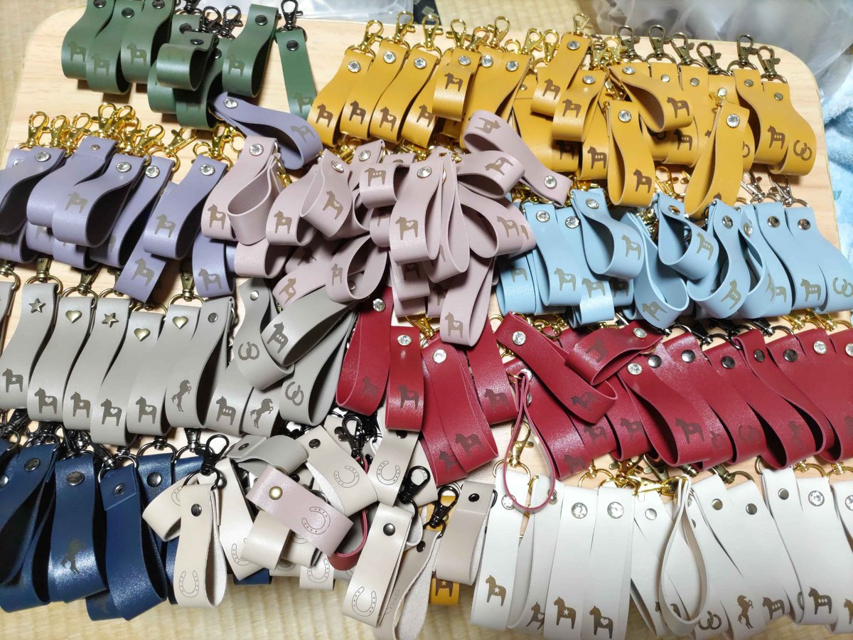 Ccraft*4/11～4/26「春のうまさんぽ展」5/10「みぞのくちクラフトマーケット」出店予定 tweet media