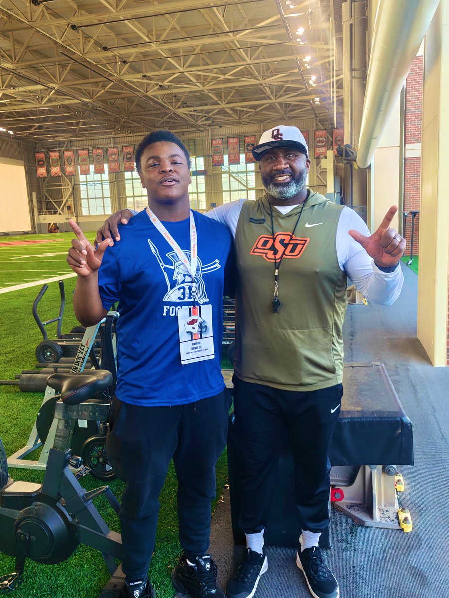 Damon Davis jr tweet media