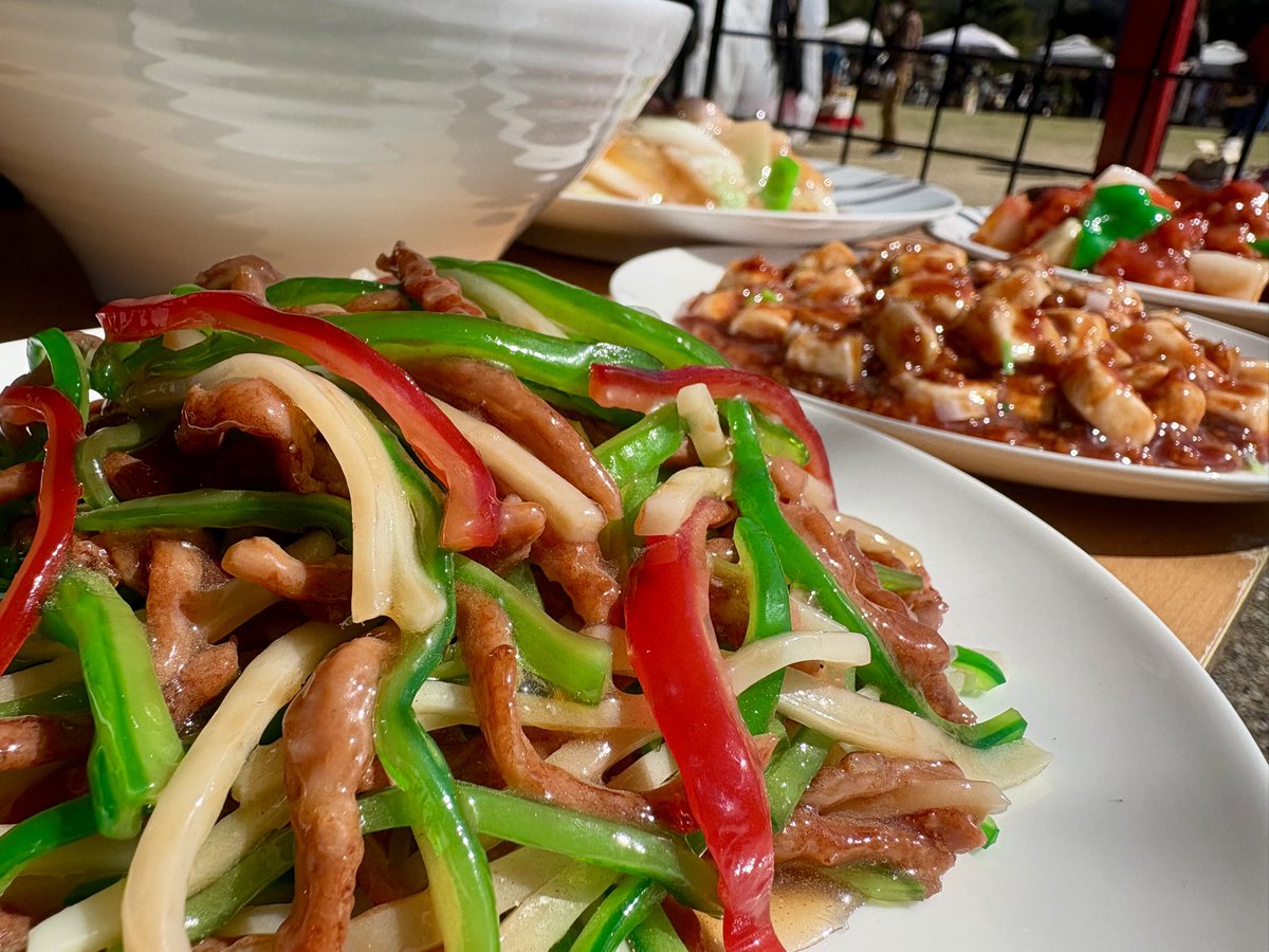 おはようございます。
本日は京都岡崎公園・Re:京都博覧会に出店しております。
ブース番号は『F-12』になります🫑
ご来店お待ちしております。
#食品サンプル #fakefood #食べれません