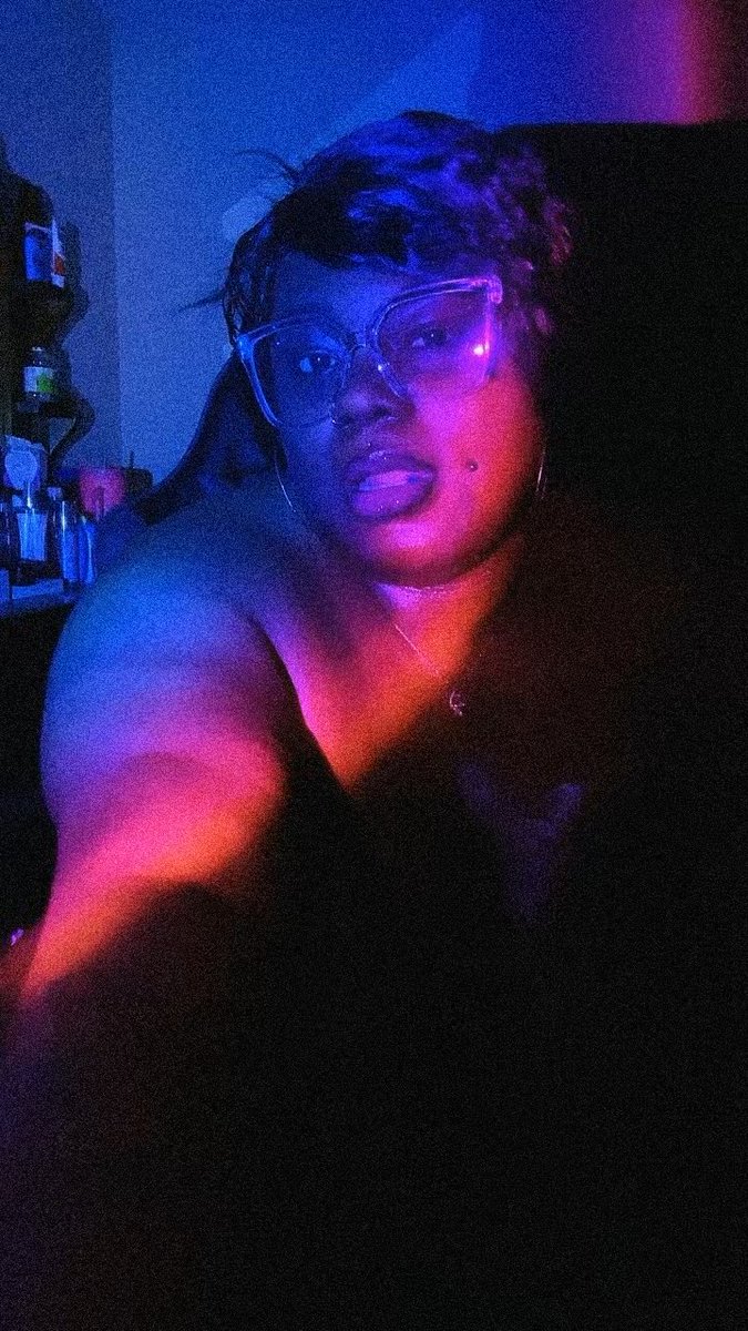 titteegoddess's tweet photo. Would you oil me down? 🤭 https://t.co/CNEzhckte8