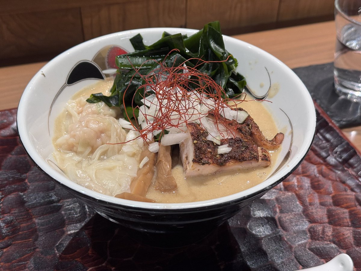mediaboxes's tweet photo. 久しぶりにくろ喜さんのらーめん、これは日本料理！ https://t.co/JKNYOp2sKi