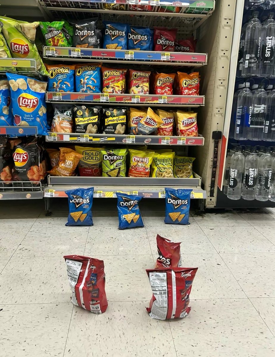 Shitpost 2049 tweet media