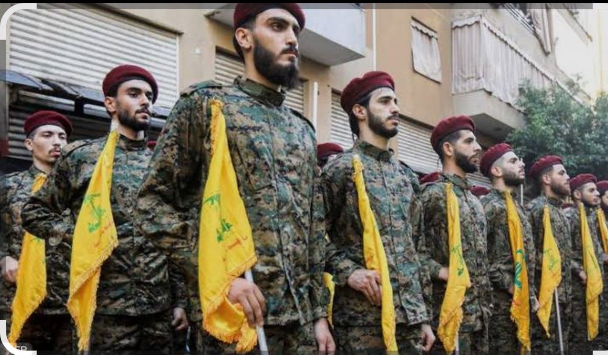 بحق هذه الساعات المباركة نسالك يا الله ان تنصر المجاهدين في سبيلك المرابطين في الثغور الباذلين انفسهم وارواحهم لمواجهة اعداءك اعداء الانسانية والفطرة امريكا واسرائيل يارب العالمين وناصر المستضعفين وقاصم الجبارين 
#ليالي_القدر 
#رمضان_شهر_الجهاد