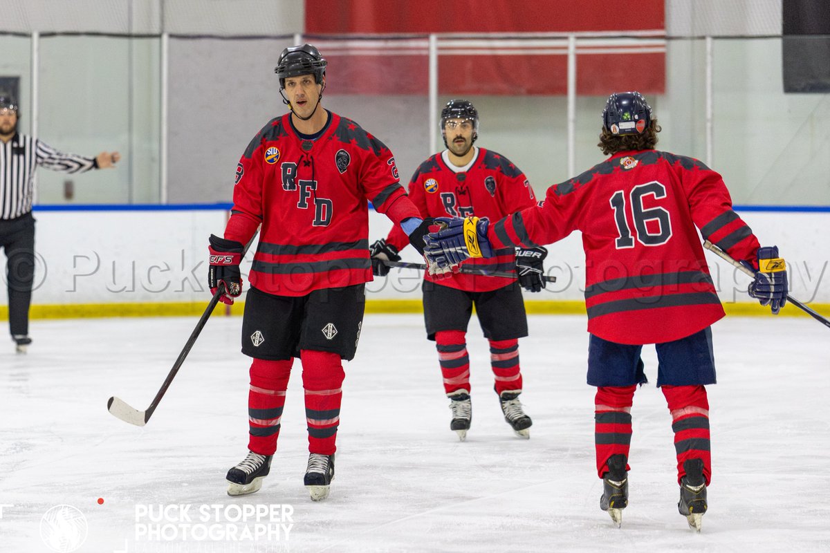 Puck Stopper Photography tweet media