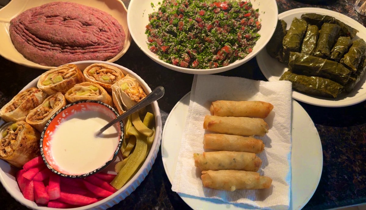 in honour of libnan 🇱🇧 before zios start claiming kibbeh nayeh and tabouleh 🤣