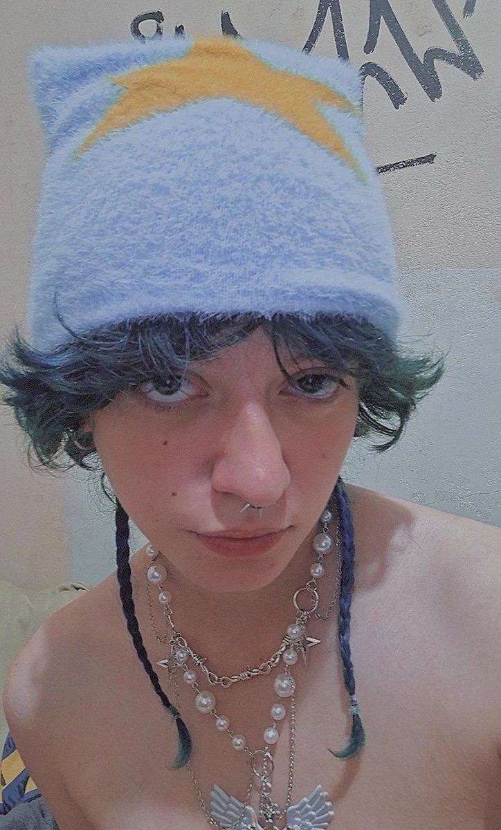 lipão🩹🏳️⚧️ tweet media