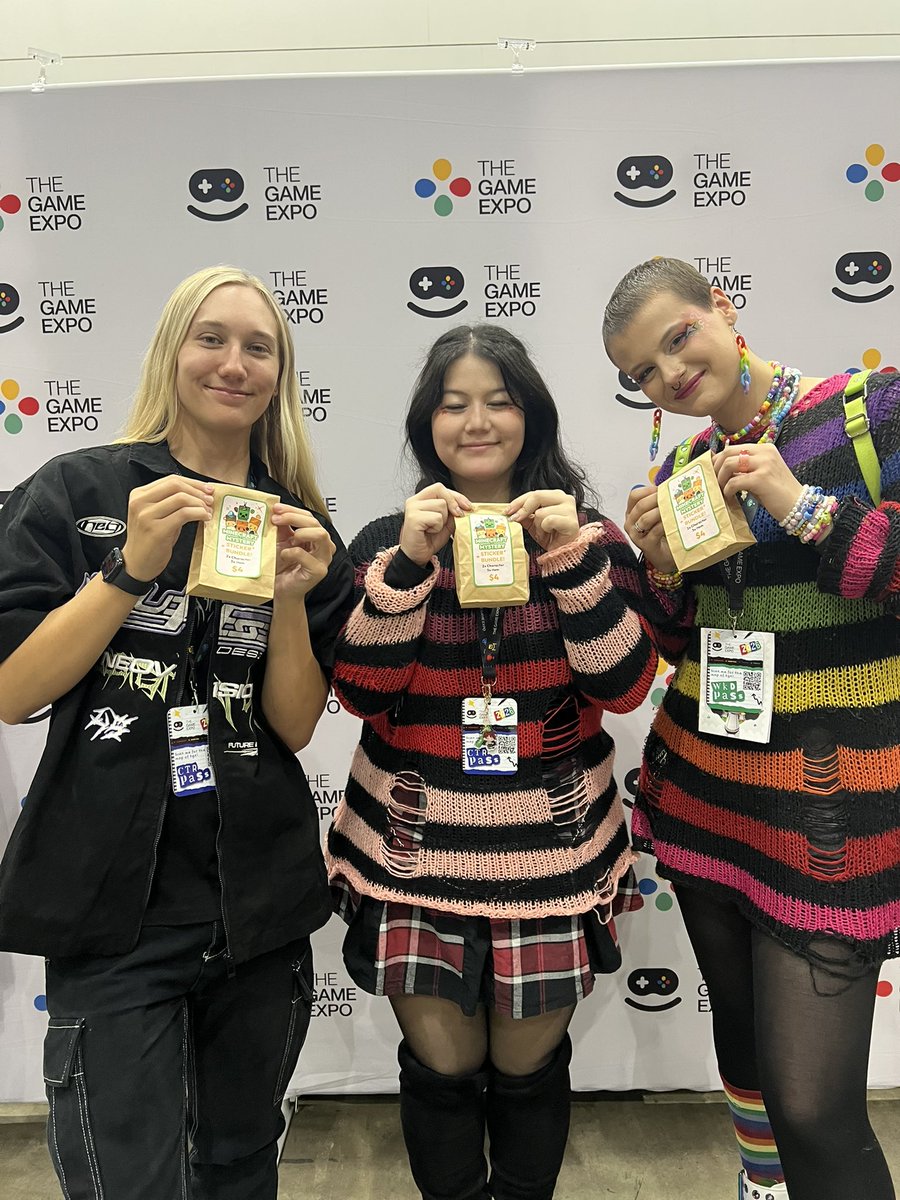 JustDash tweet media