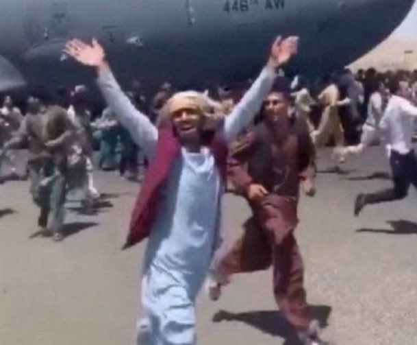 Tooro’s finest 🍏 tweet media