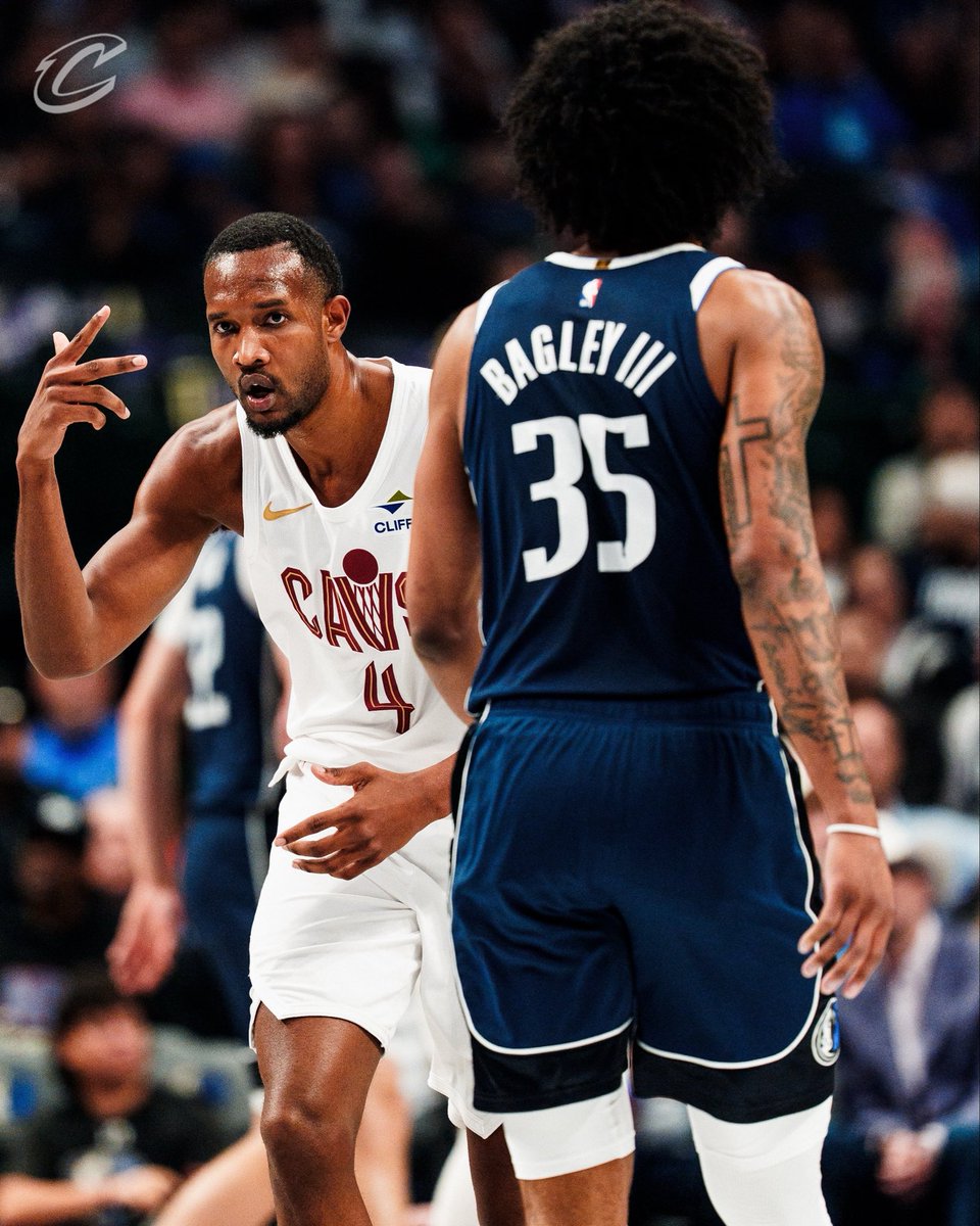 Cavs Lead tweet media