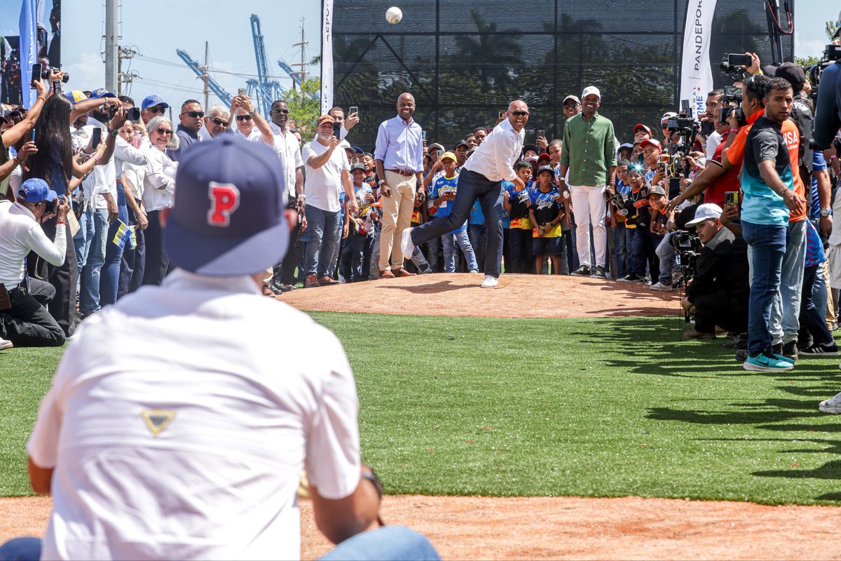 Astrid Salazar tweet media