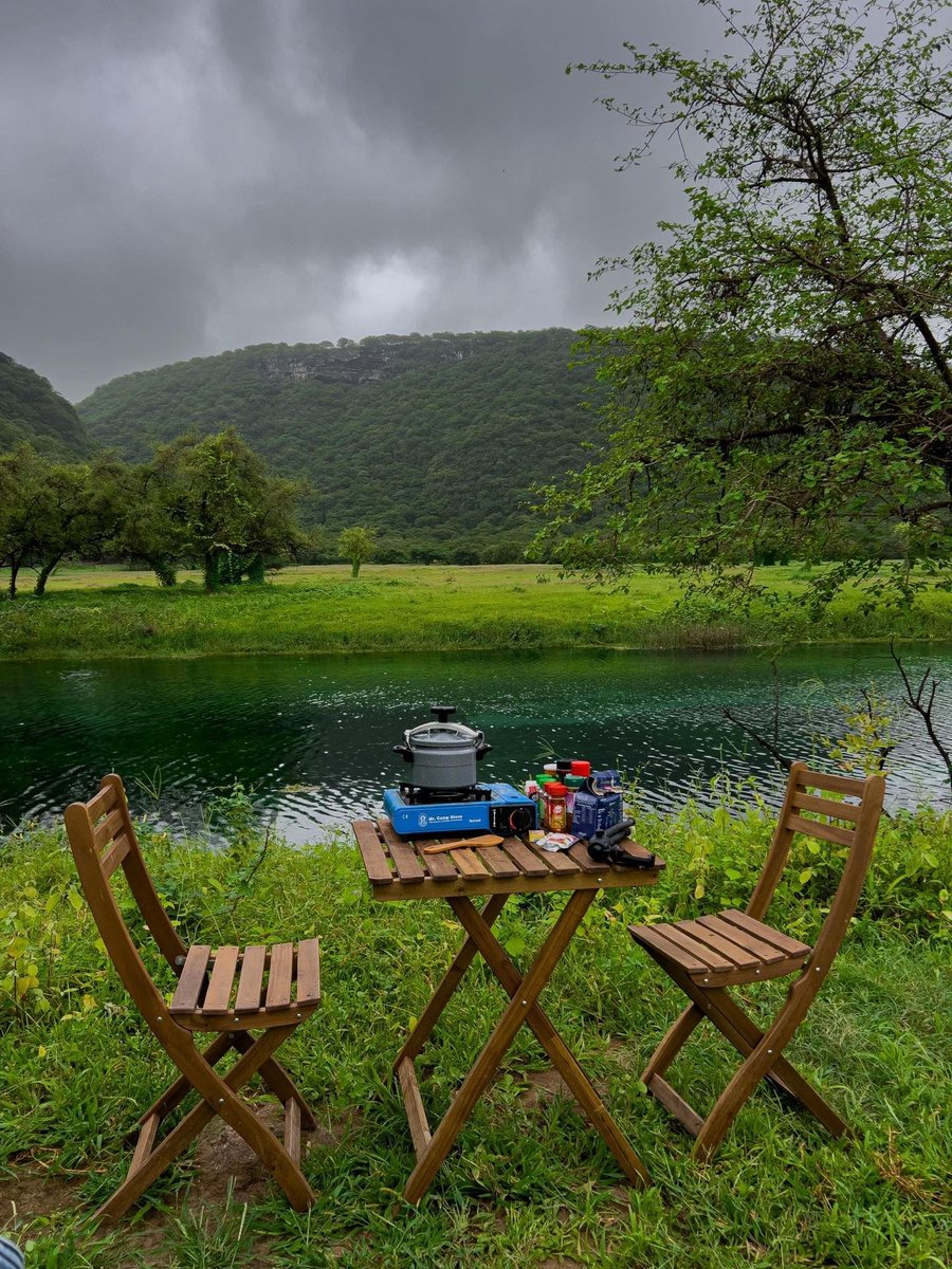 𝑝𝑢𝑟𝑒 tweet media