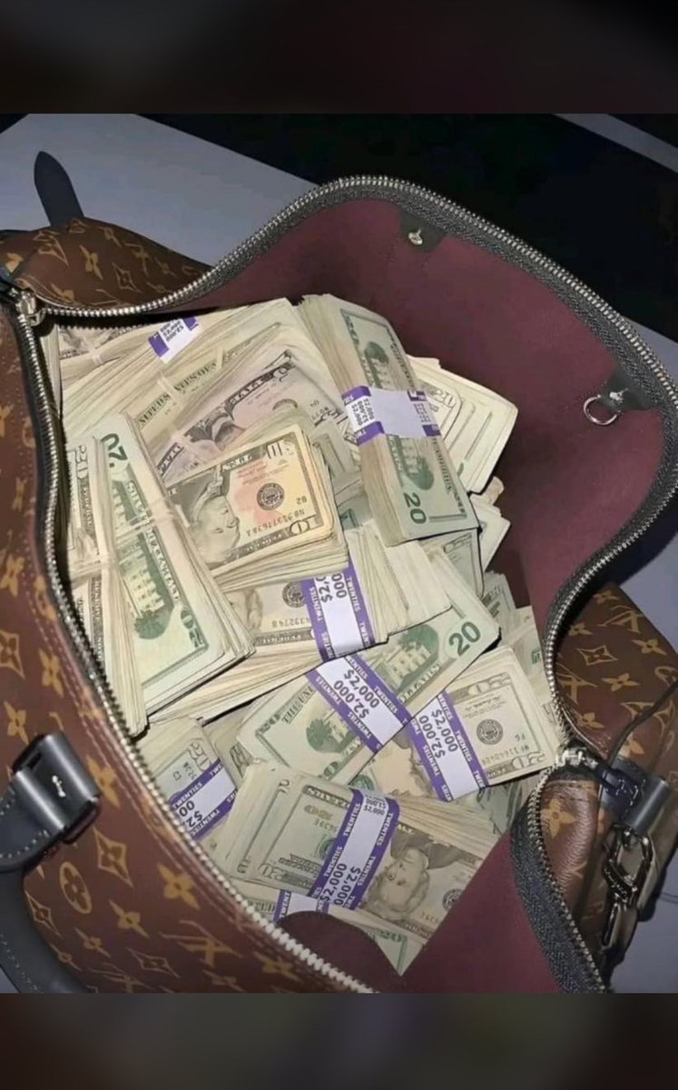C86247Clara's tweet photo. Message me privately if you wanna get Lon money and pay back later https://t.co/wCMIYK4JJd