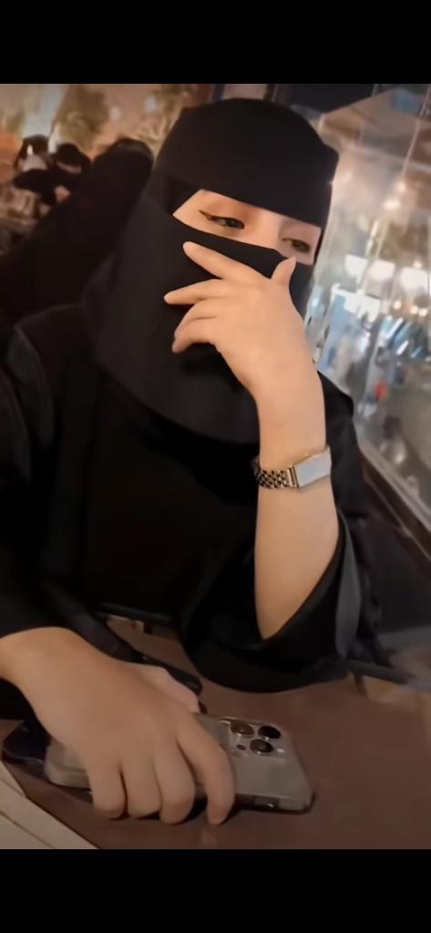 الملكه الحنونه tweet media