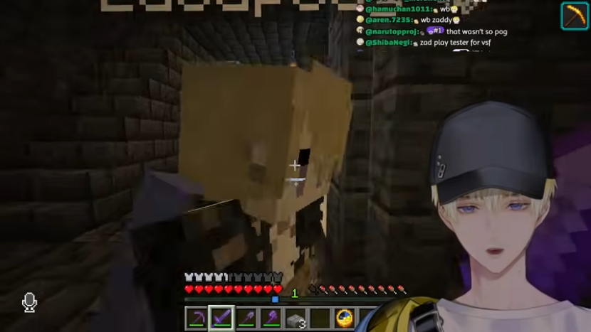 drsx_rojeu's tweet photo. sani brought boss to his vsf base and make him try the halloween stuff. yippeeee fun fun #sonnylive https://t.co/th6Dp4mWG4
