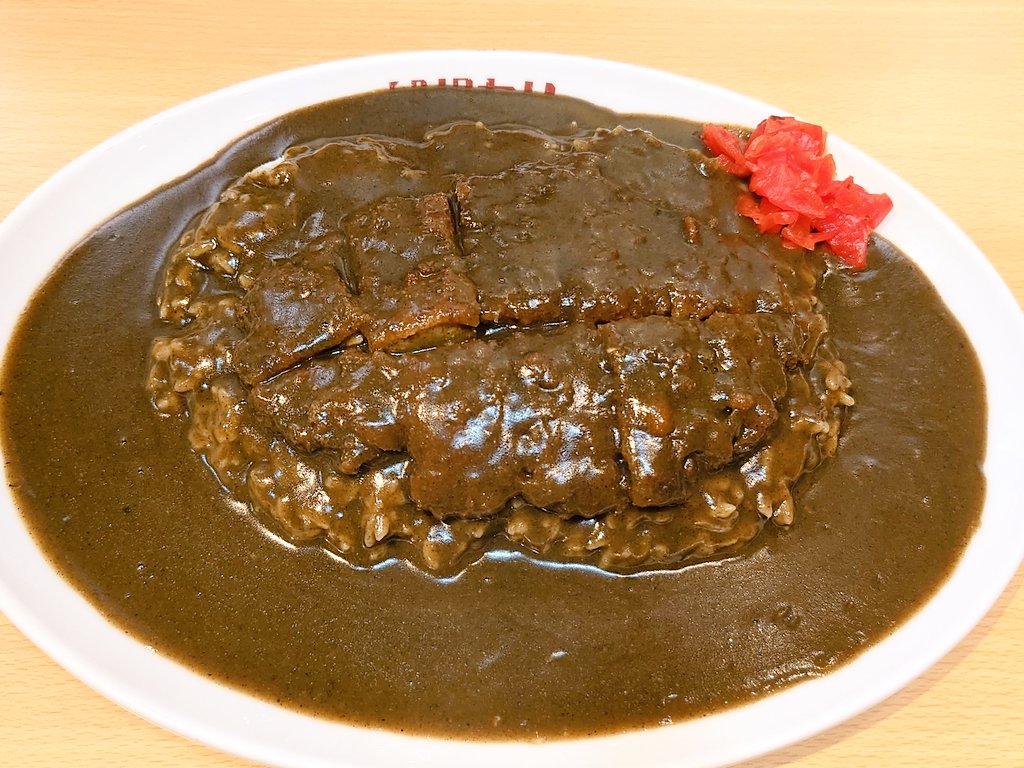 nkn_7_msmn_32's tweet photo. ①ロースカツカリー[ライス中盛・ルー大盛](船場カリー[なんばCITY南館1階])
②牛肉と牡蠣のオイスターソース炒め[※店舗限定](松屋[阪急岡町駅前])
③Wで選べる玉子かけご飯朝食(松屋[阪急庄内駅前])
④えきそば[天ぷら](えきそば[阪神百貨店地下スナックパーク])

#2026年の外食たち第5弾 https://t.co/8Ye3qkXrG3