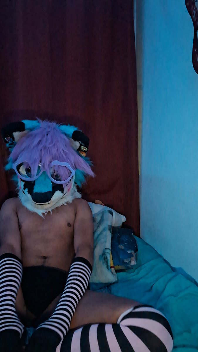 Free Fox Fuck🔞 🔜 Warning Yiff 2026♠️♥️♦️♣️ tweet media