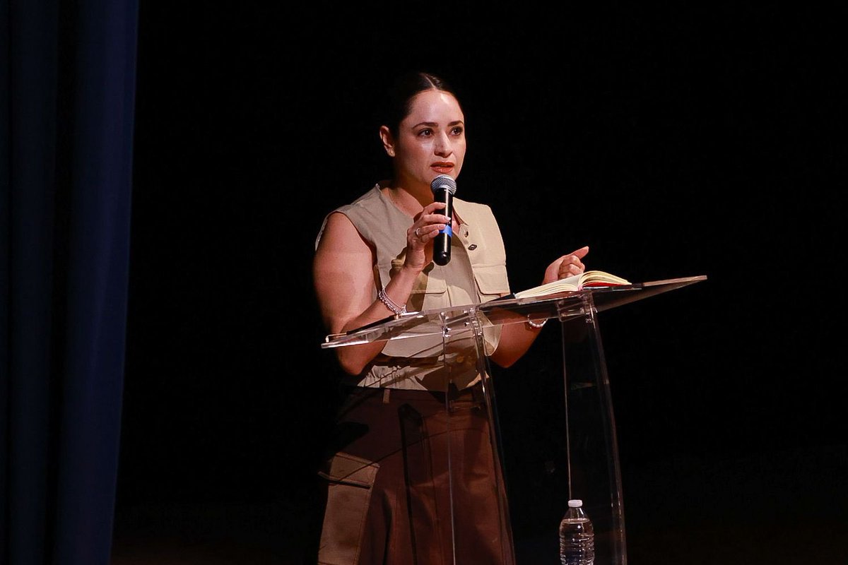 María Gómez Rueda tweet media