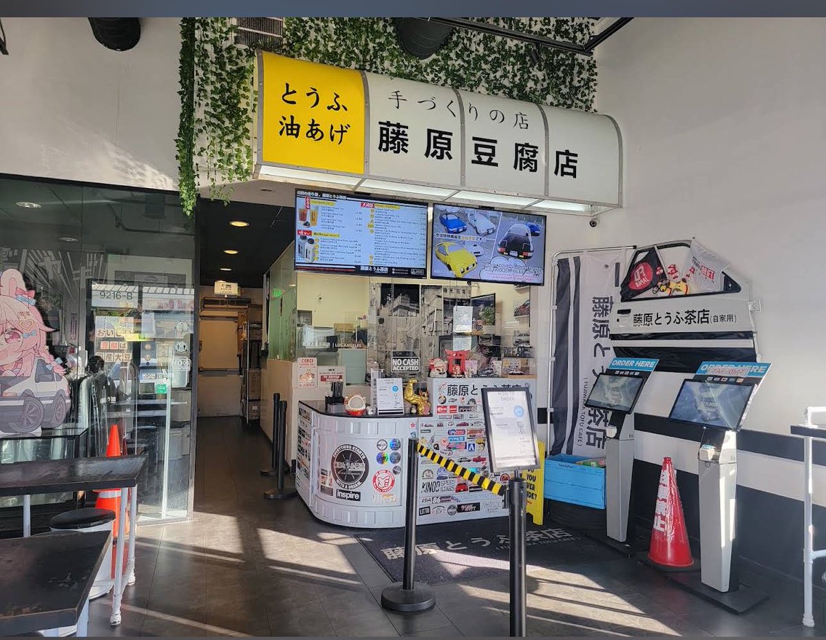 Deadpool-606 tweet media