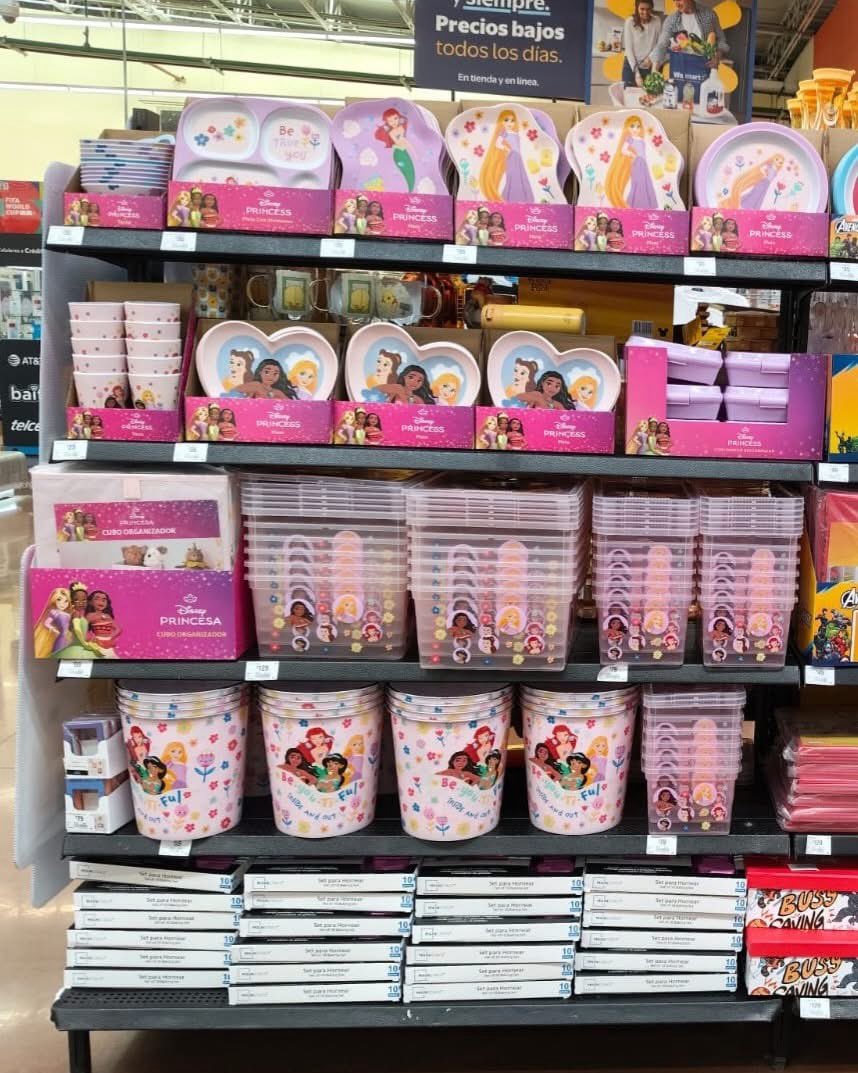 GabiiFe28's tweet photo. La colección más bonita que han visto mis ojos 👑💖 https://t.co/xFrpxcV61Z