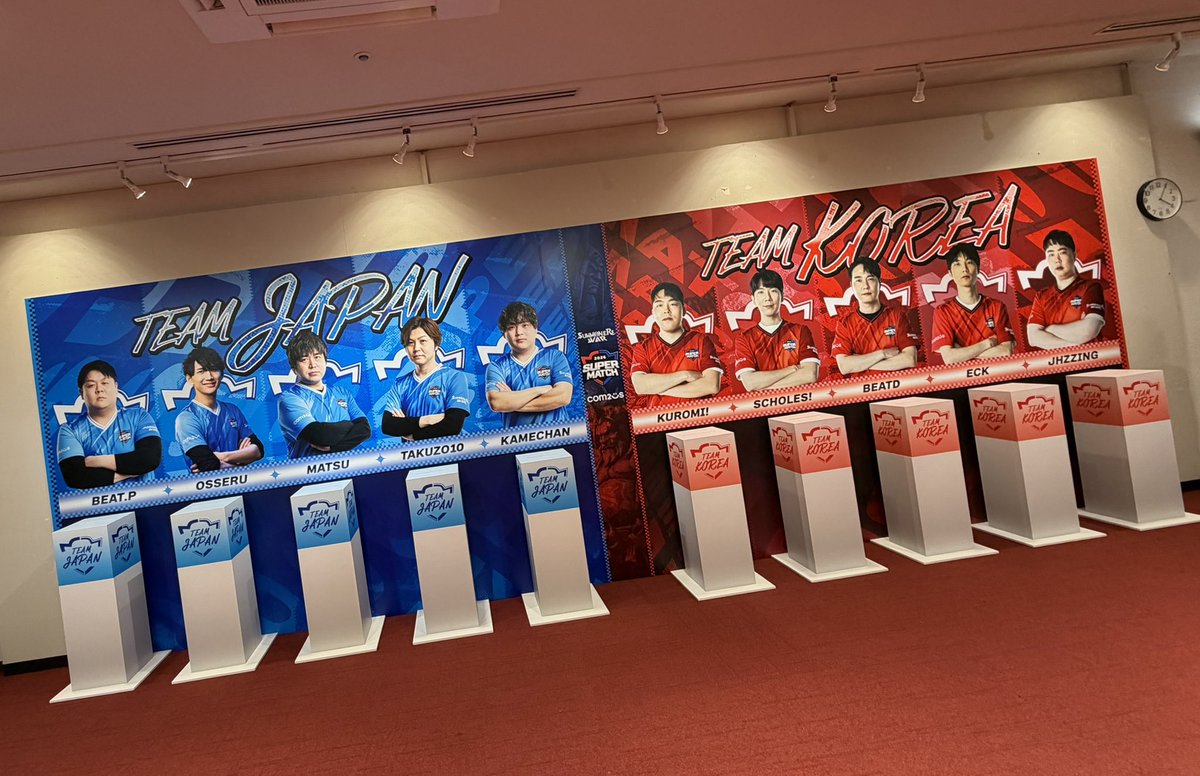 ayumeena's tweet photo. いよいよ当日！
JAPAN vs KOREA SUPER MATCH🇯🇵🇰🇷
大阪の近鉄アート館でのオフライン大会です！

配信は12:00～
https://t.co/Jh5Us93Apx
応援メッセージもお待ちしております！

来場者プレゼントのデビルモンキャップがかわいい♡

#日韓戦2026日本チーム
#サマナ https://t.co/TAI07r2NqU