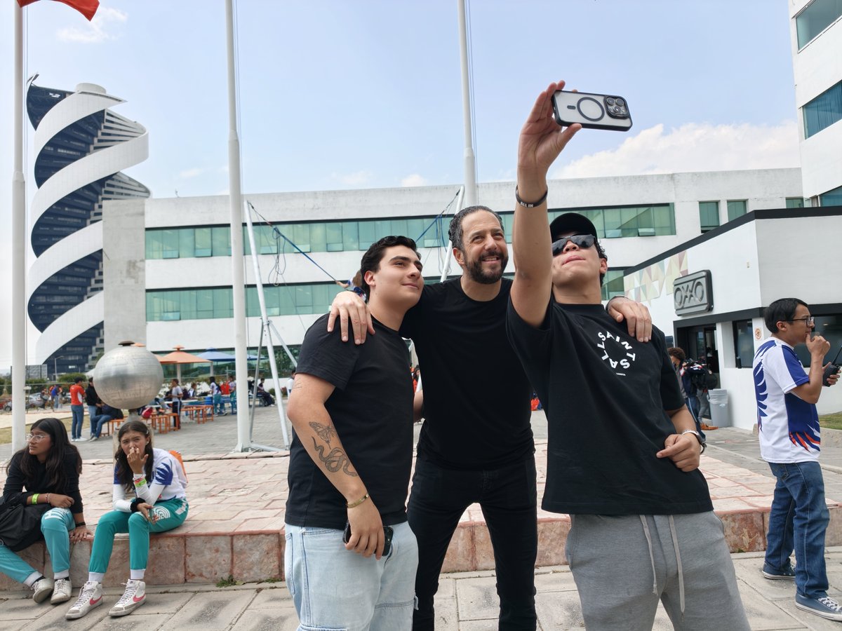 Universidad Interamericana tweet media