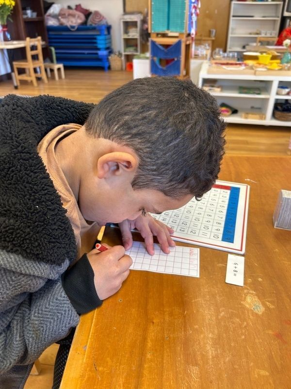 LifetimeMS's tweet image. ✏️🔢 Writing &amp;amp; Counting with Math Tables
Children practiced writing numbers and counting using math tables, strengthening number recognition, sequencing, and early arithmetic skills through hands-on learning.

#Montessori #EarlyMath #Counting #NumberWriting #HandsOnLearning