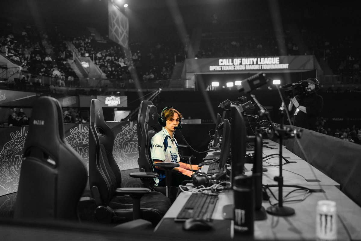 M8 LindiKos🇦🇱🇽🇰⭐️ tweet media