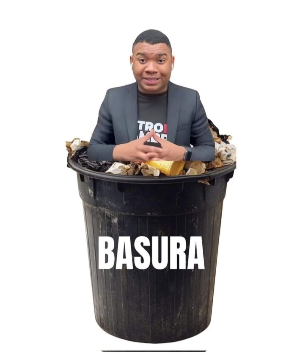 <a href="/MiguelPoloP/">MIGUEL ABRAHAM POLO POLO</a> Pálido y quemado