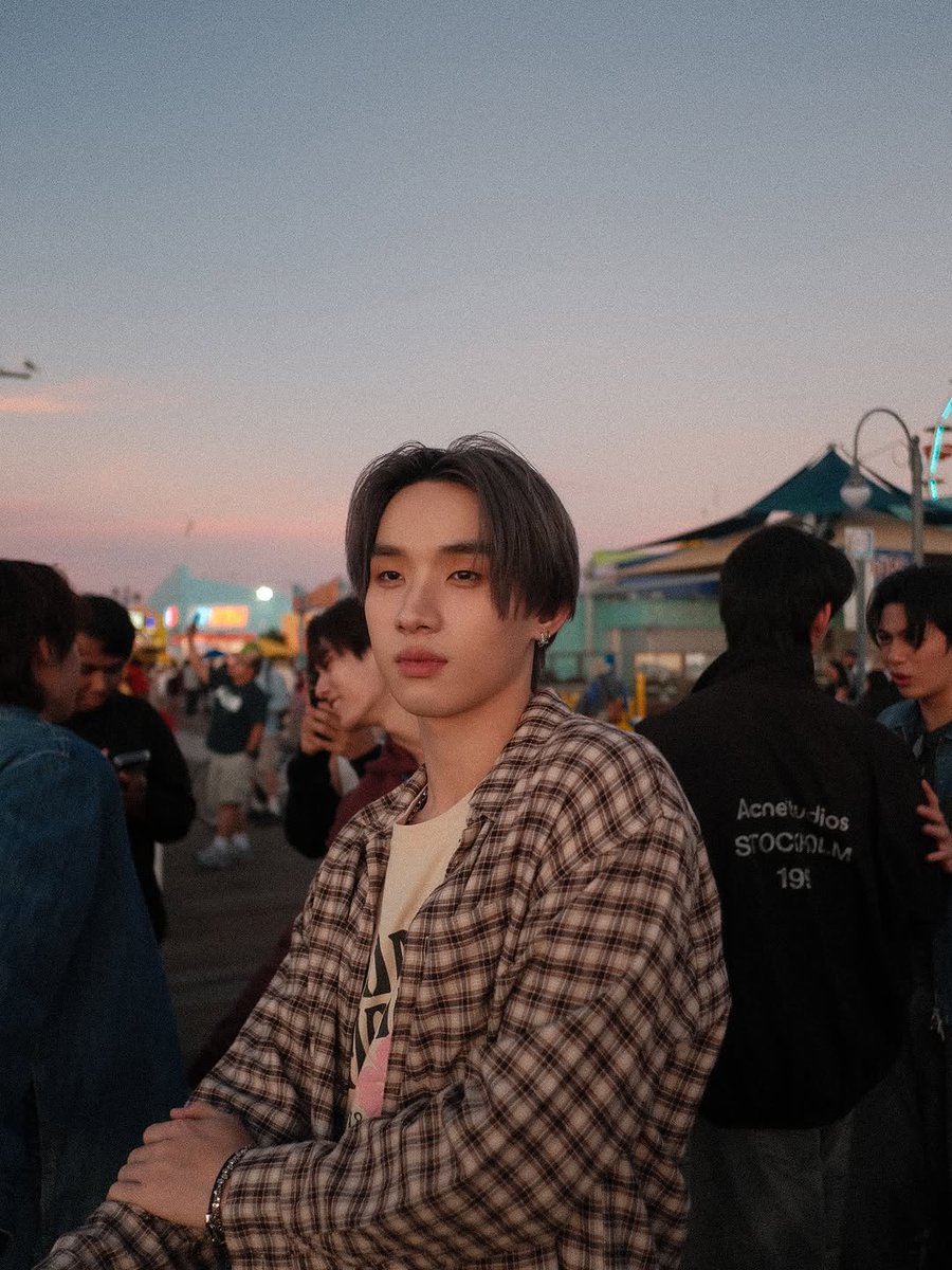 Ig post update: jakkraakeup_q 
[13.03.2026]

P'Jack: Santa Moni....⛱️

🔗instagram.com/p/DV2R-aWFOBU/…
#est_rvp #เอสศุภ #WilliamEst