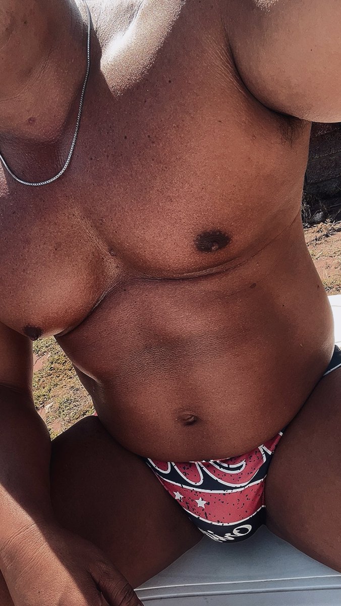 🇹🇼健身臭襪奴 tweet media