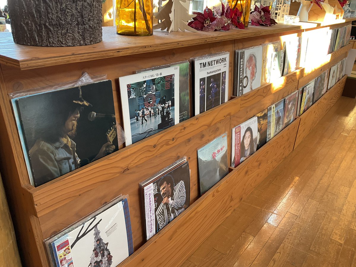 nomi_noritetsu's tweet photo. 新冠温泉レコードの湯。
ここで保管されているレコードの中に名盤humansystemがあります。
風呂上がりにこれを聴くのが私のルーティン。
色褪せない名曲達・・
#TMNETWORK
#humansystem
#新冠温泉レコードの湯 https://t.co/BtLOV04M66