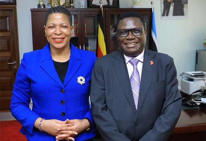 106.9 Kabalega FM tweet media