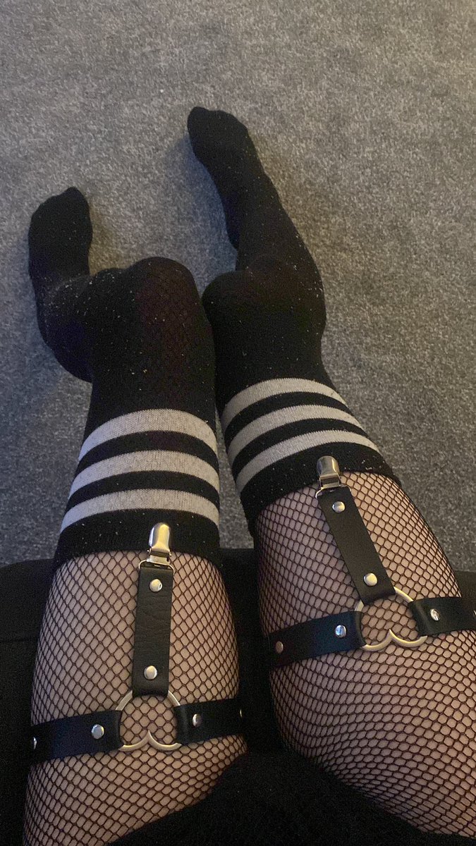 fmeboysecret's tweet photo. boy thighs saves life’s 
#femboy #thighs #thighhighs https://t.co/YW0Gce3q3E