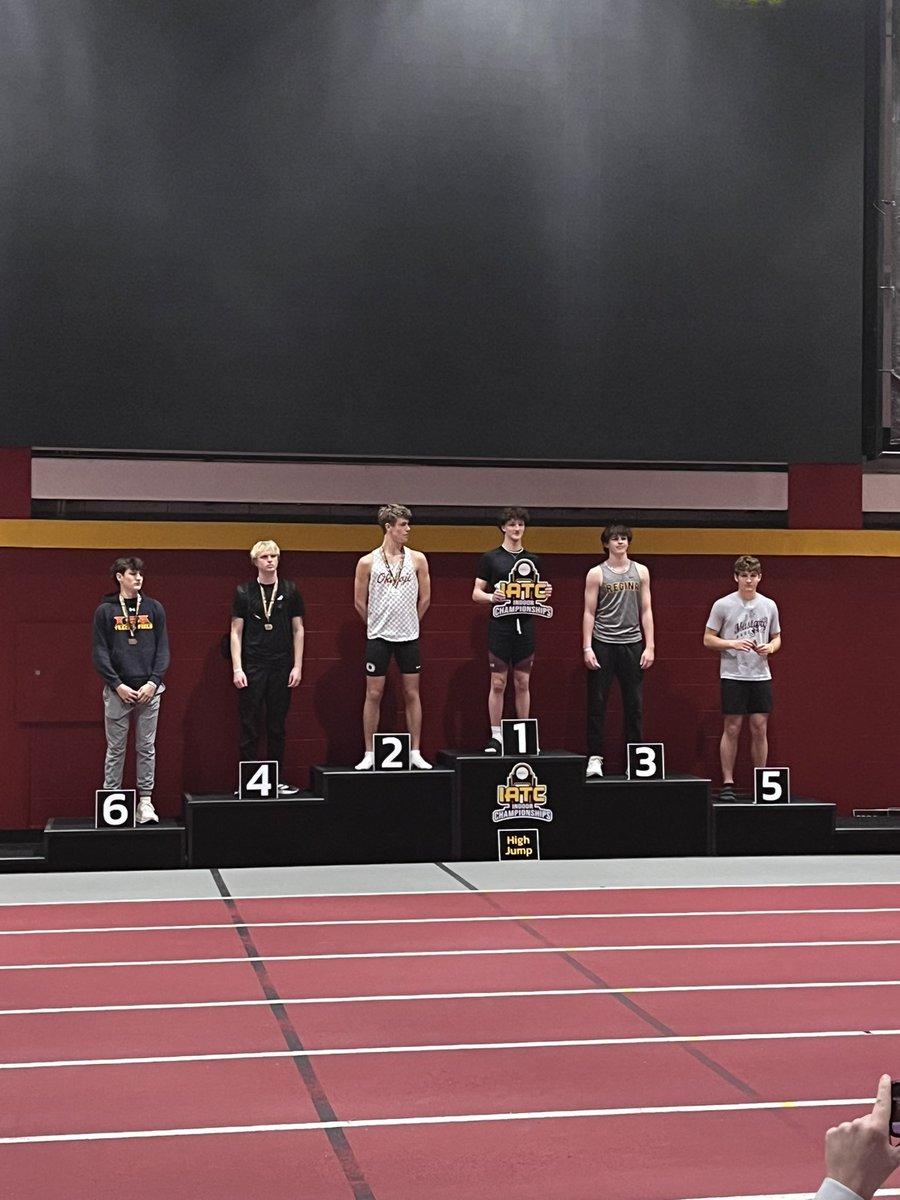 ShenandoahCSD's tweet photo. Carter Sells takes 5th at the IATC indoor today in Ames in the High Jump! https://t.co/esOisE8Kv8