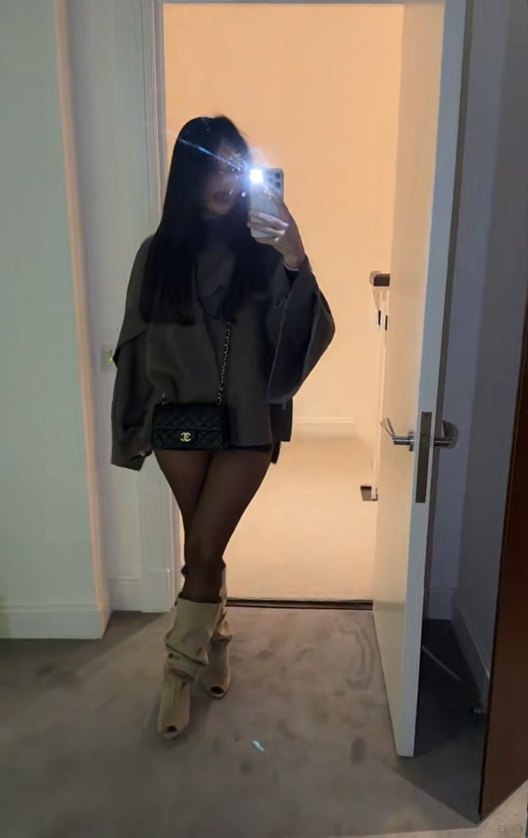 InfluenceuseFR tweet media