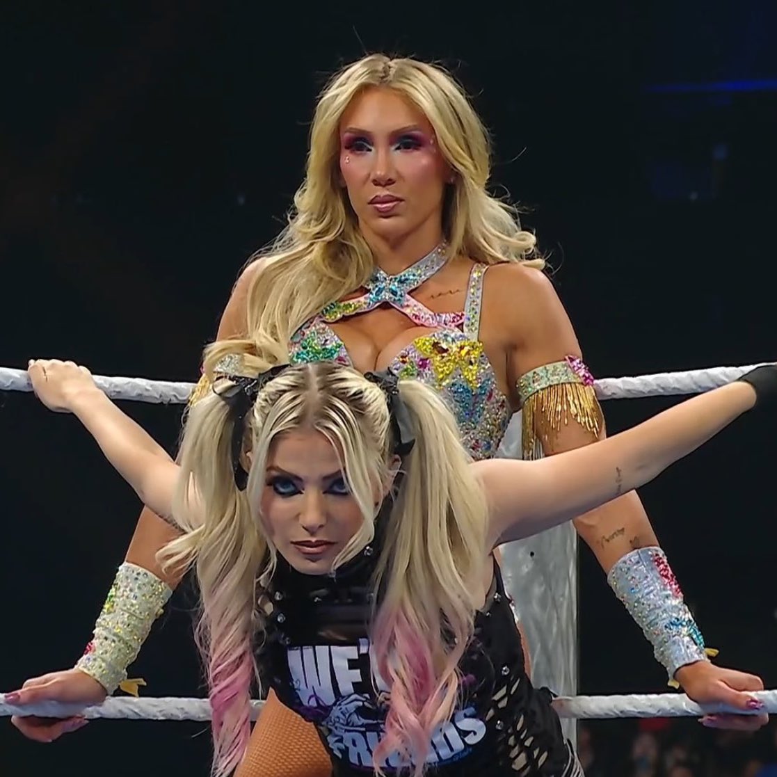 “excuse me, she asked for no pickles”