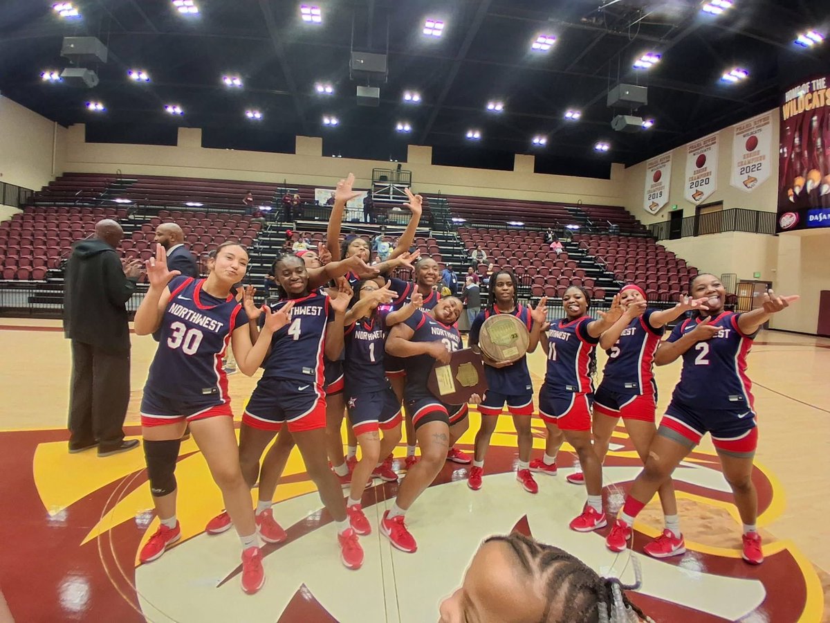 Metcalf79's tweet photo. Congratulations LadyRangers!! 2026 MACCC Region 23 State Championships!! https://t.co/3avW1AAaWL