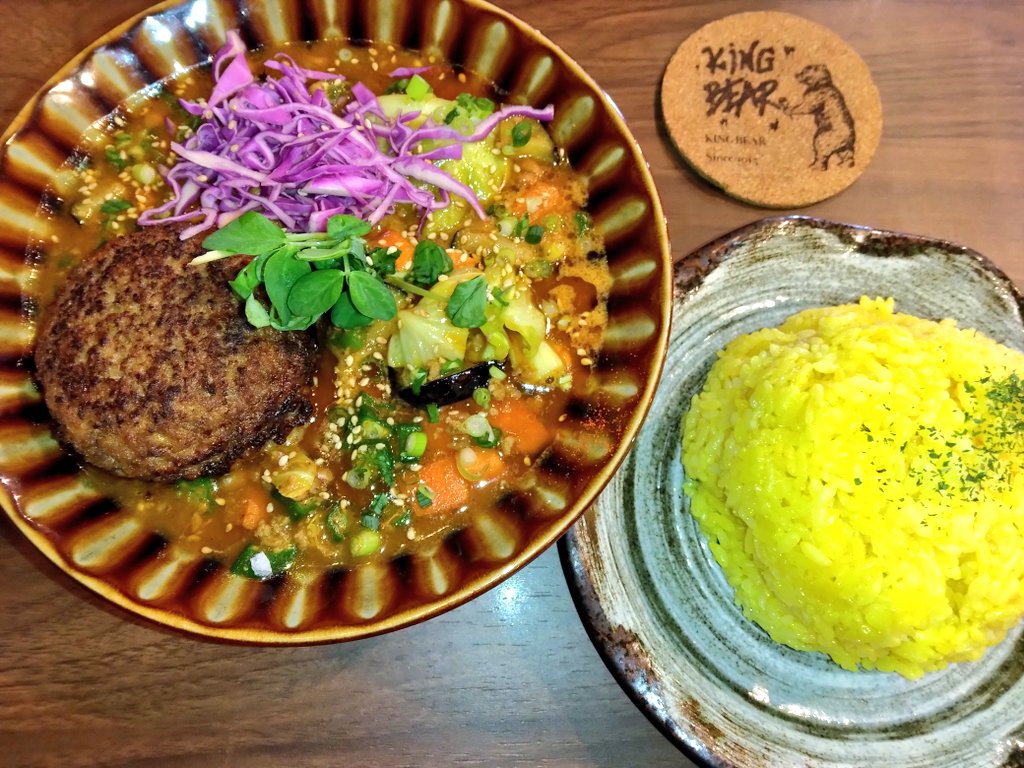chamo9rock's tweet photo. オクラと豆乳のネバネバ
トッピングはベアバーグ😋
朝からげんきにいただきます！
#KINGBEAR
#カレーすきなこげんきなこ https://t.co/7UPVHGdeDY