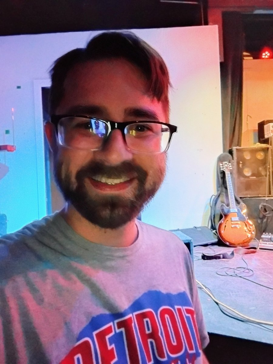 Rise Fest on 313 Day what's up!! About to see the Worlds Greatest Band <a href="/thearmed/">The Armed</a>