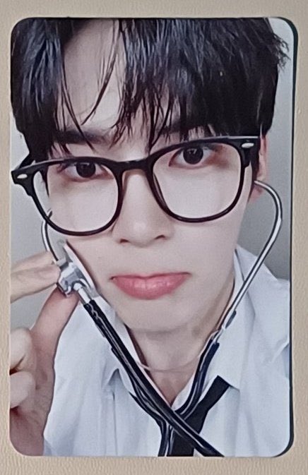 526haul's tweet photo. wtb lfs lf zb1 hanbin yhmah you had me at hello makestar doctor pc pob feel the pop ftp zerobaseone pls!!!!!! https://t.co/04CovnAJAJ