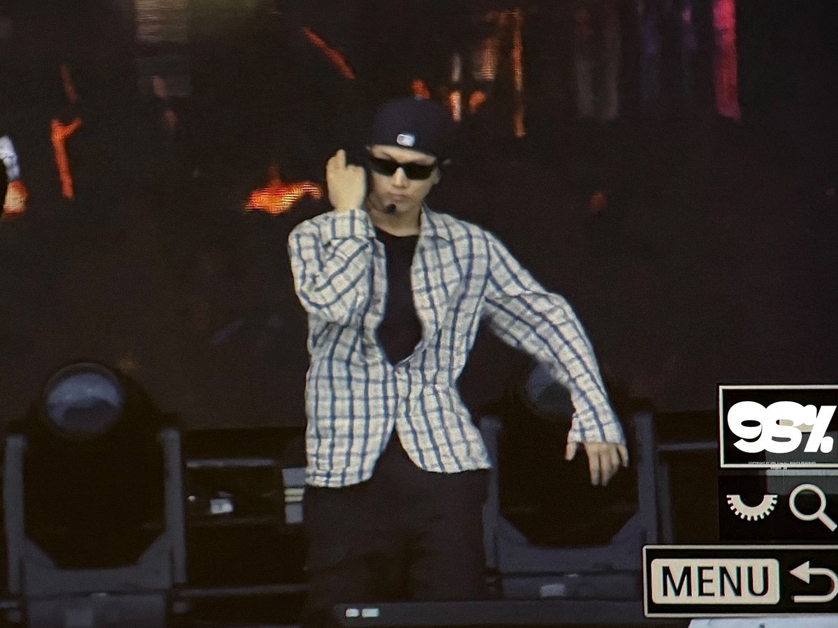 𝟗𝟖% tweet media